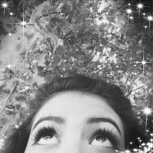 Meet your Posher, Mikaela